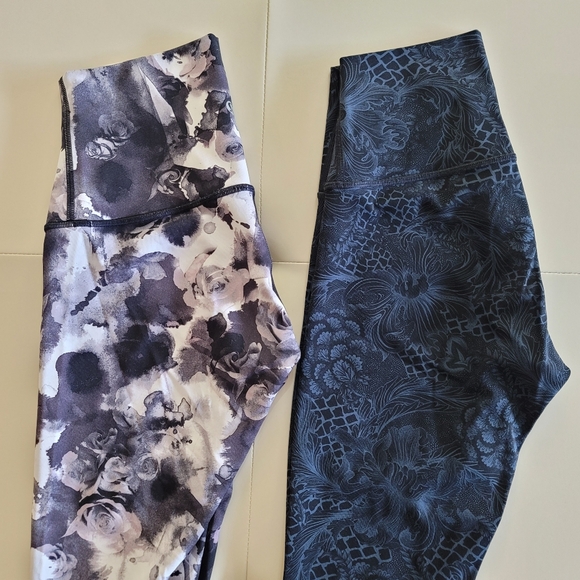 Lululemon Wunder Under Crop Hi-Rise 21" Leggings Tights, Size 4, Lot of 2 Pairs - Picture 2 of 10